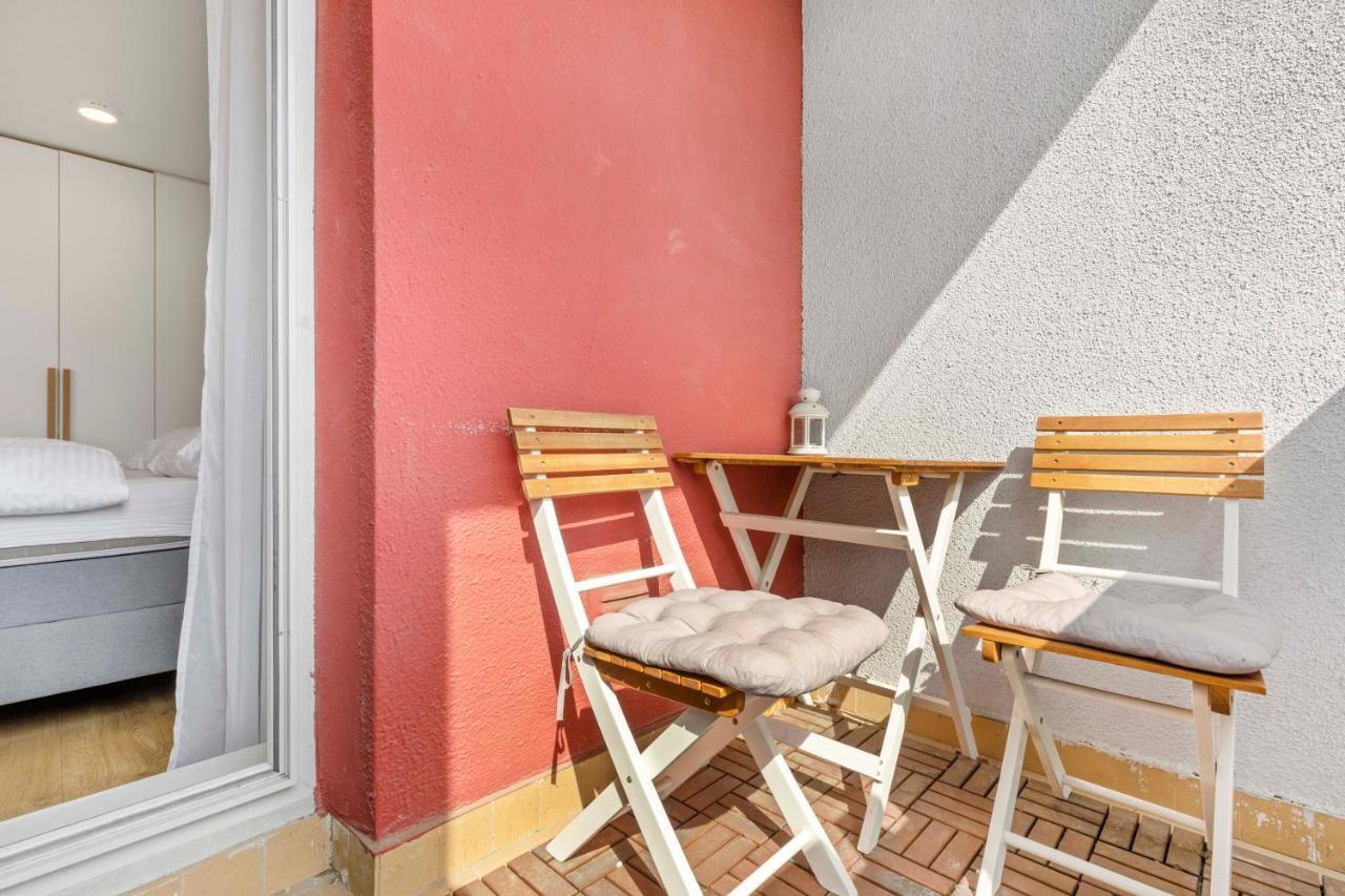 Appartement Lam Concrete - Ac - Balcony à Bratislava Extérieur photo